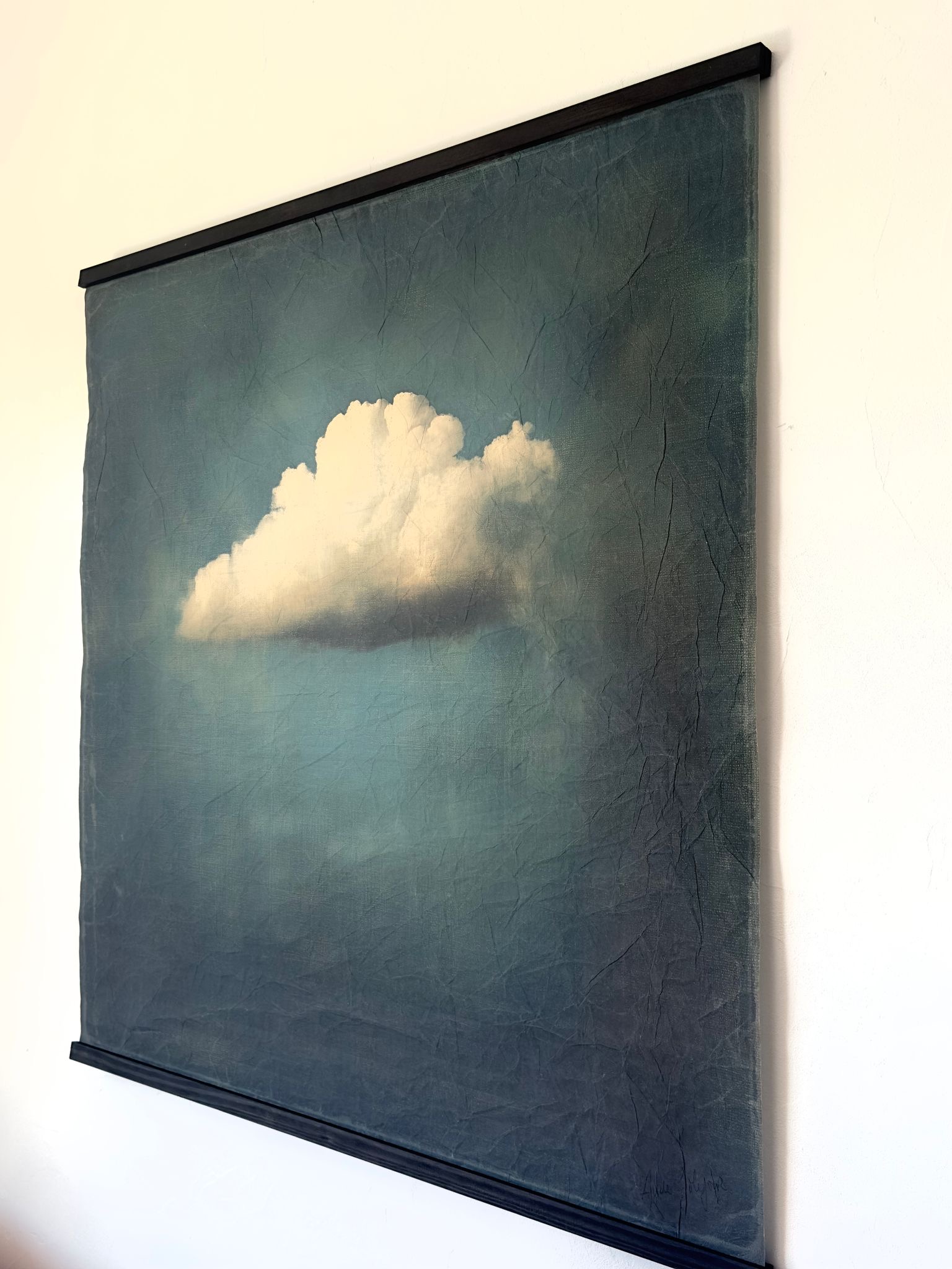 Toile à suspendre, imprimée sur papier froissé et plissé à la main