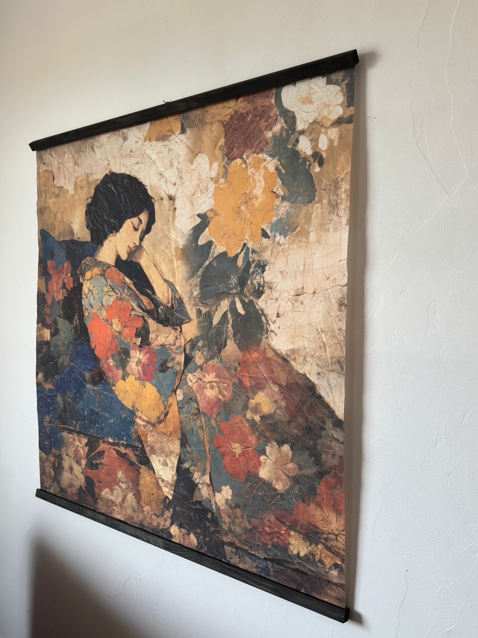 Toile à suspendre, imprimée sur papier froissé et plissé à la main