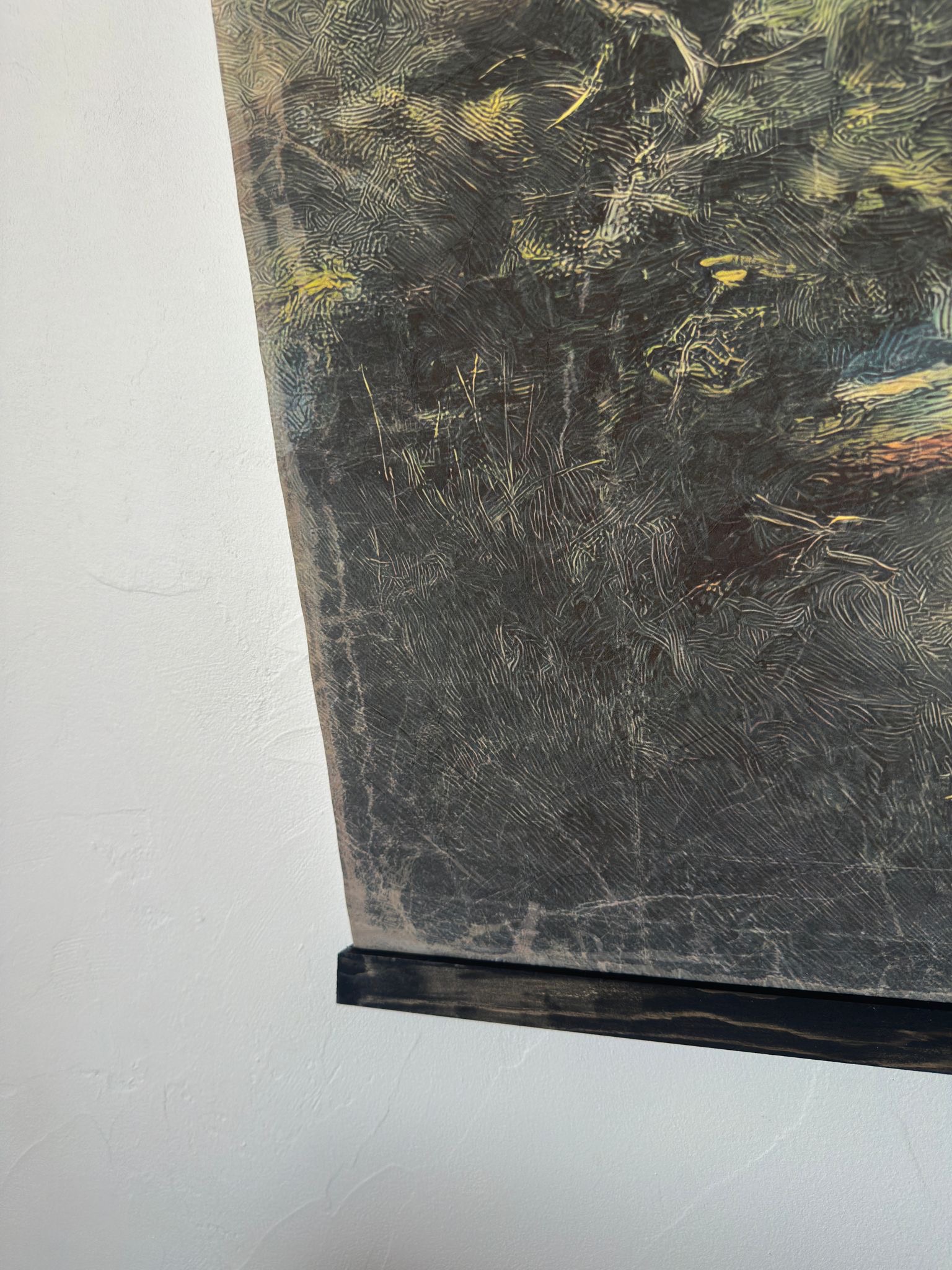 Toile à suspendre, imprimée sur papier froissé et plissé à la main