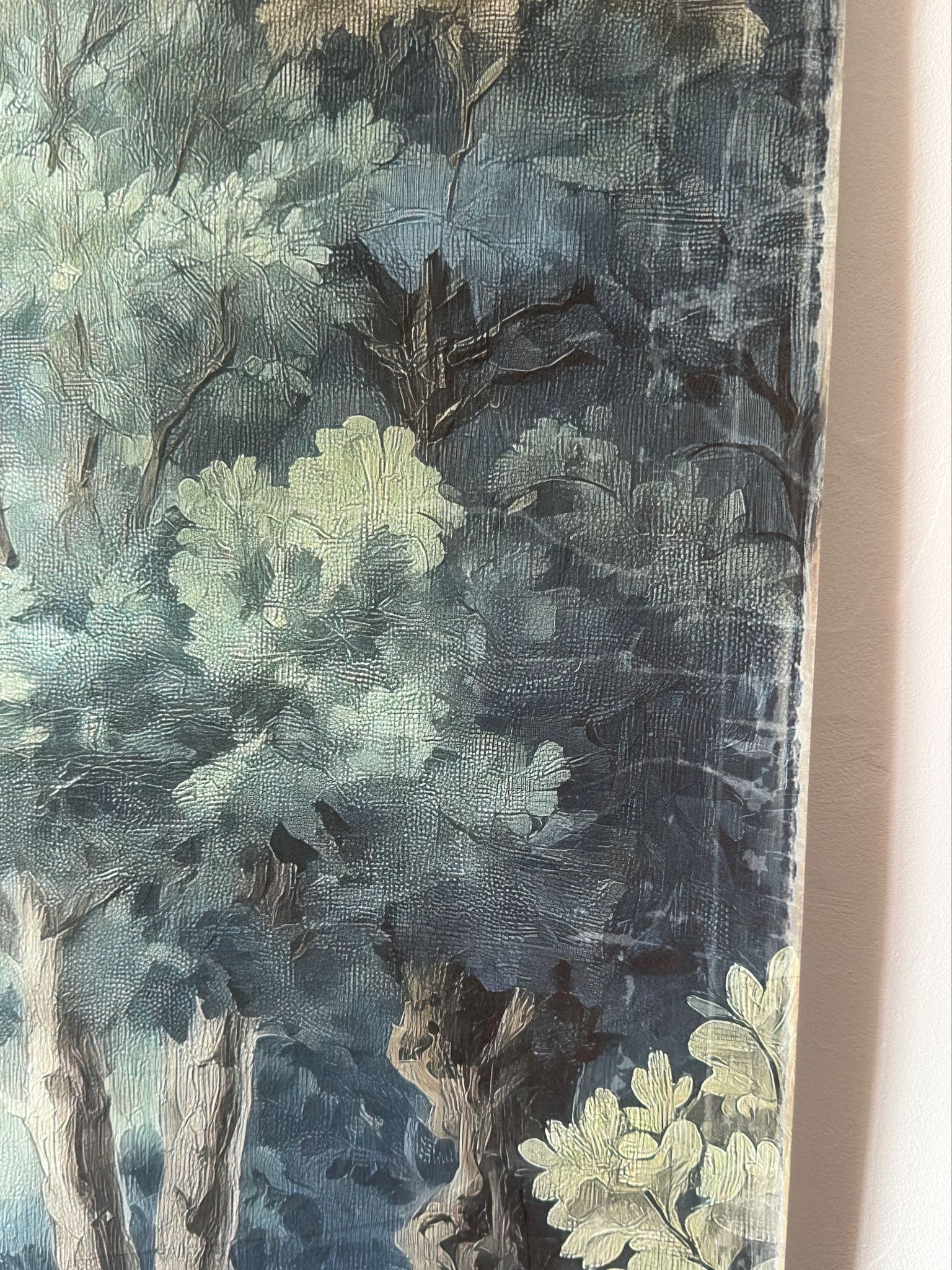 Toile à suspendre, imprimée sur papier froissé et plissé à la main