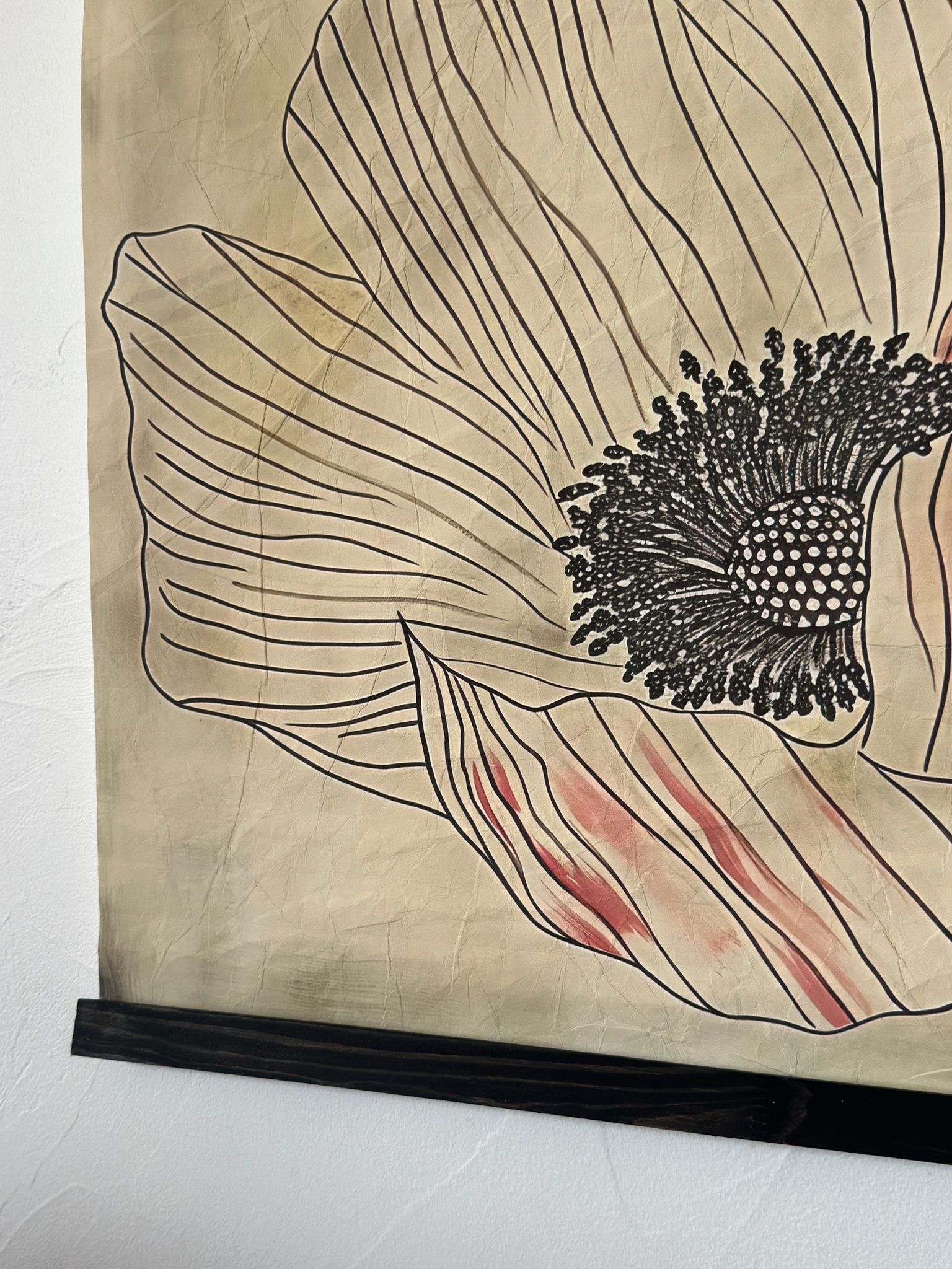 Toile à suspendre, imprimée sur papier froissé et plissé à la main