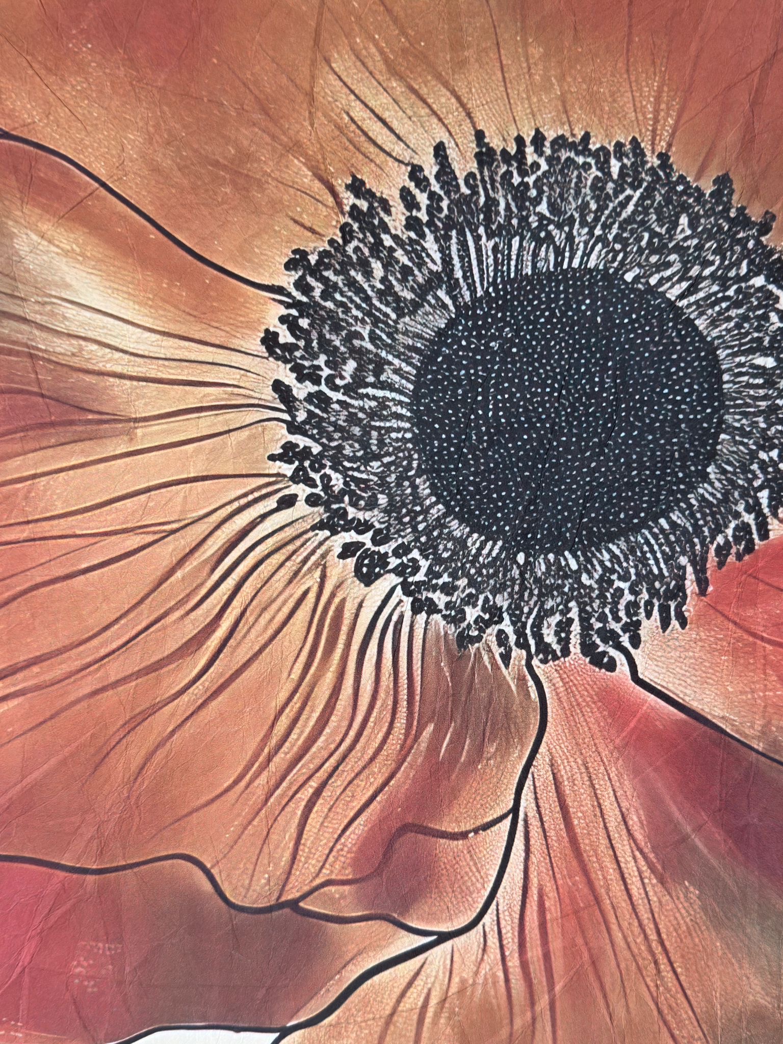 Toile à suspendre, imprimée sur papier froissé et plissé à la main